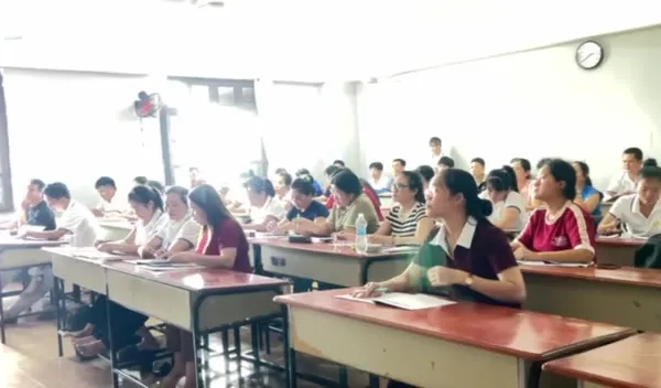 Khung hình mở đầu video: Lớp học tại KPV (3)